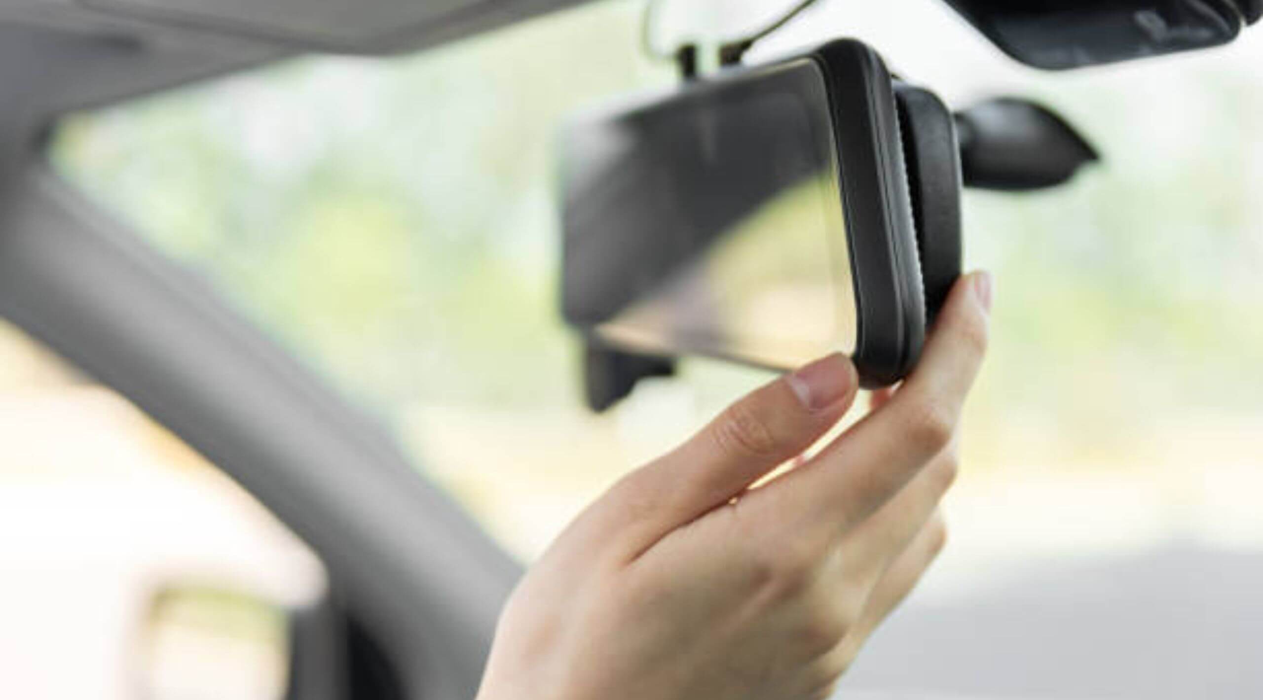 Who Invented Rear View Mirror? Find Out! - micmirror