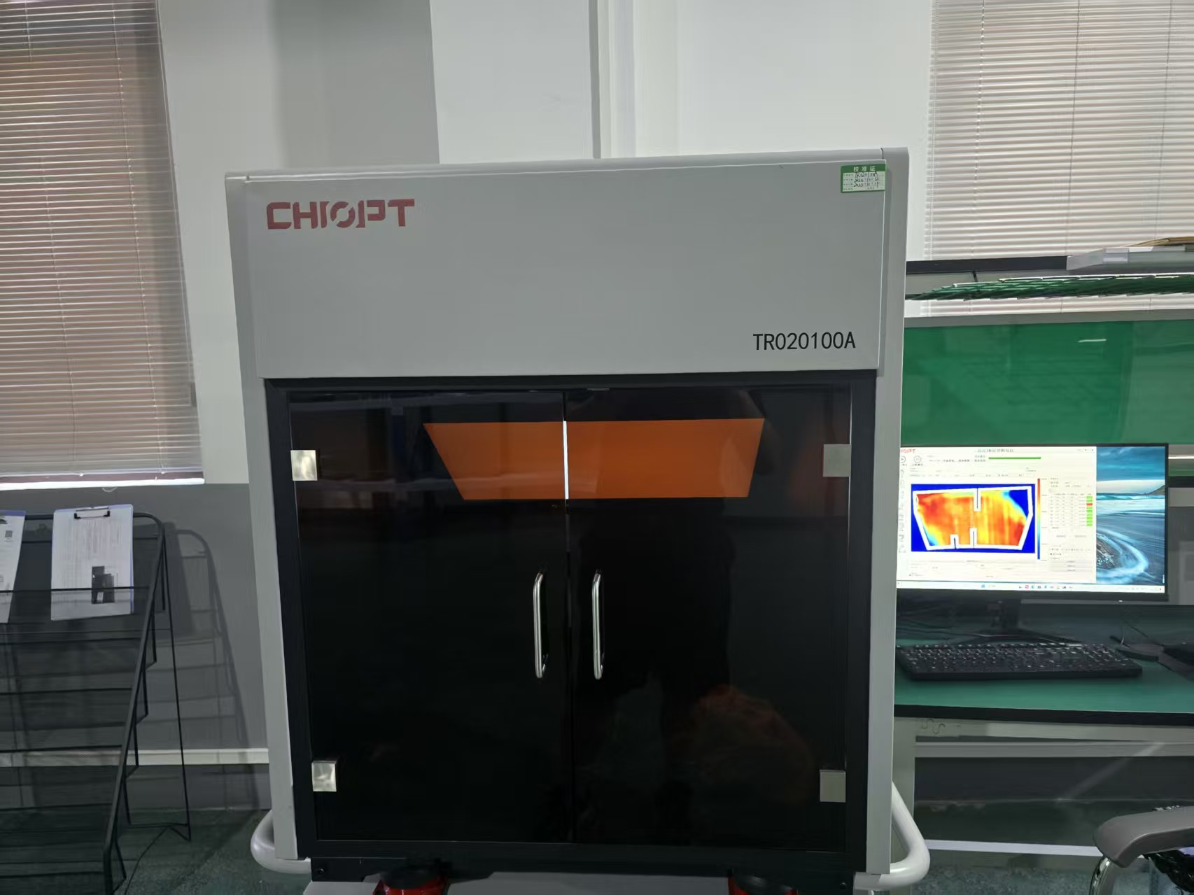 Laboratory testing equipment